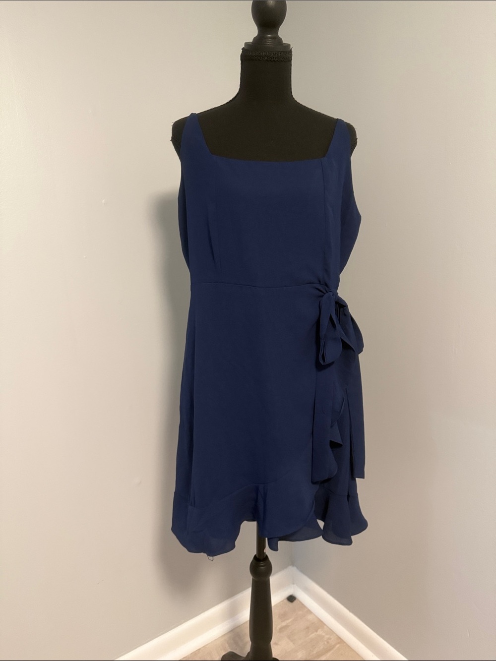 Elegant Navy Blue Women's Dress